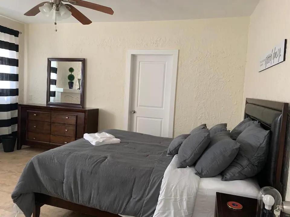 Private Rooms Close To Miami Airport - Free Parking - 01 Luaran gambar