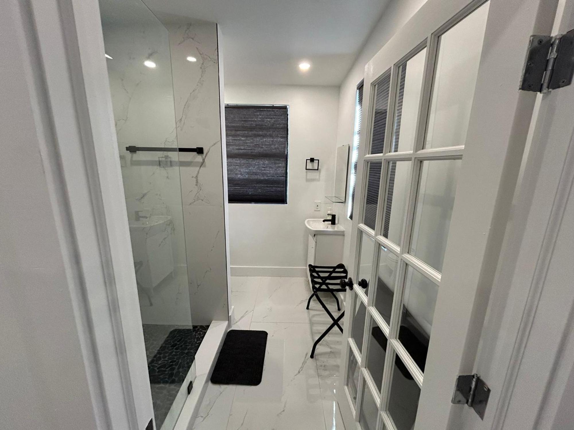 Private Rooms Close To Miami Airport - Free Parking - 01 Luaran gambar